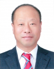 노부영 예술감독 겸 지휘자