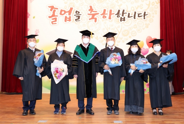 만세보령 농업대학 졸업식