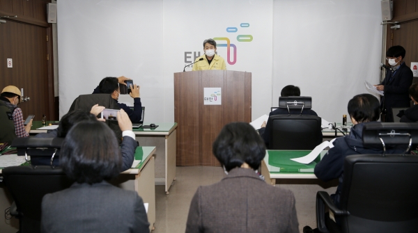 농업기술센터 김선철 소장 브리핑 모습