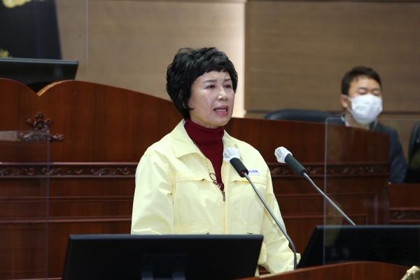 5분 발언하는 유영진 천안시의회 의원