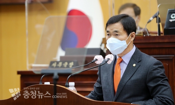 5분 발언하는 안원기 서산시의회 의원