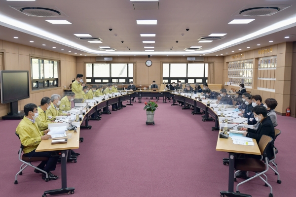 공주시-공주시의회 정책간담회 개최 모습