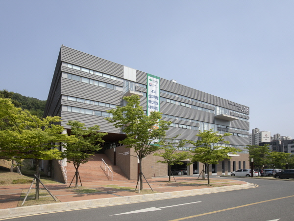 산학협력관 모습