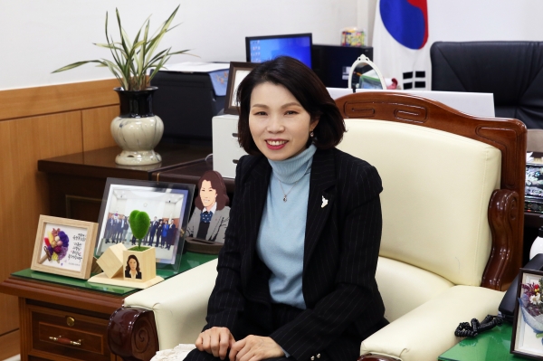 이금선 유성구의회 의장