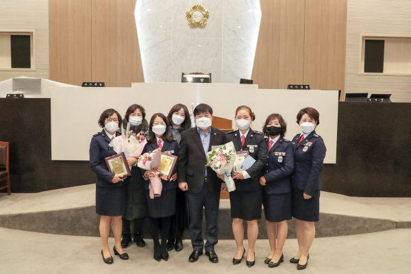 당진시의회 엄마순찰대 표창식 개최 모습