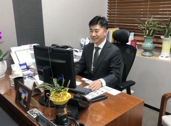 유상현 농협은행 대전시청지점장.