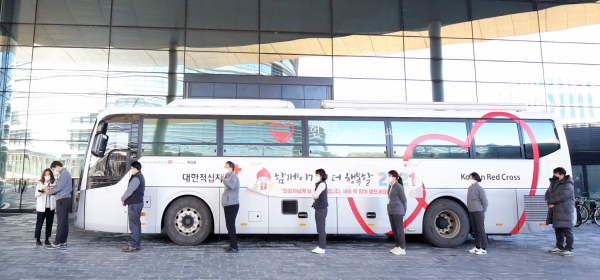 한국타이어 한국테크노돔, 헌혈 캠페인 동참 모습