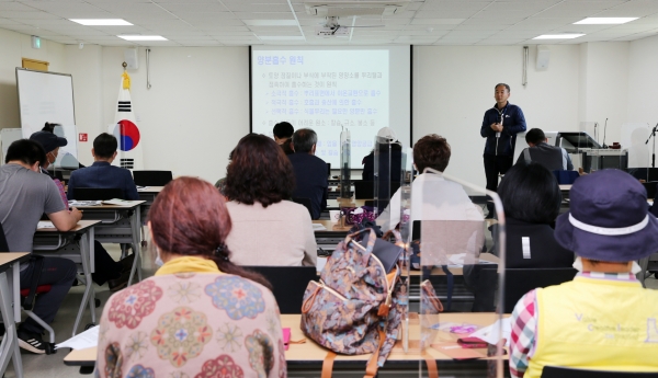 태안읍 송암리 한 화훼농가 모습.