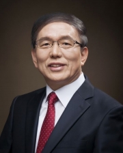 윤여표 신임총장