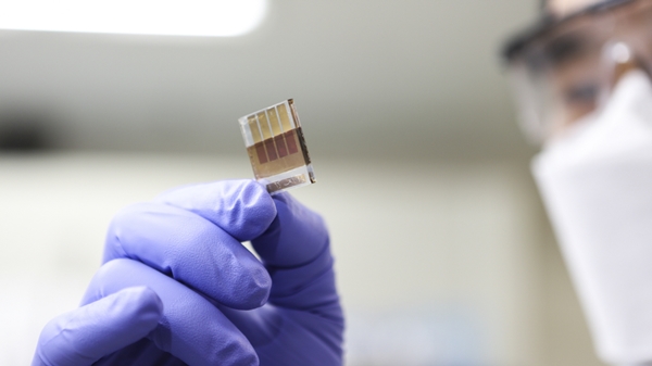 한국기계연구원 나노응용역학연구실이 개발한 페로브스카이트 양자점 태양전지