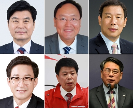 (왼쪽부터) 이춘희 세종시장, 조상호 세종시 경제부시장, 최민호 국민의힘 세종시갑 당협위원장(위), 성선제 변호사, 이성용 국민의힘 세종시당 부위원장, 정원희 세종시 도농융합연구원장.