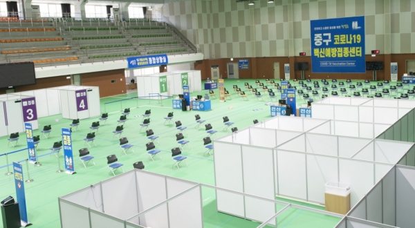 대전 중구 한밭체육관에서 코로나 예방접종 사전 연습 모습