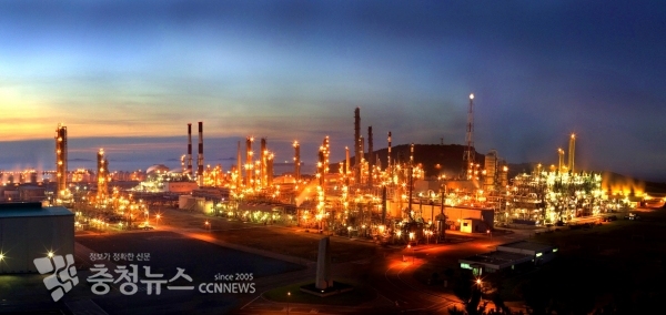 서산에 위치한 대산석유화학단지 모습