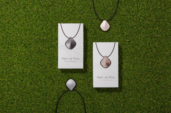 골프존의 웨어러블 디바이스 목걸이 ‘멘탈플러스’ 제품 이미지