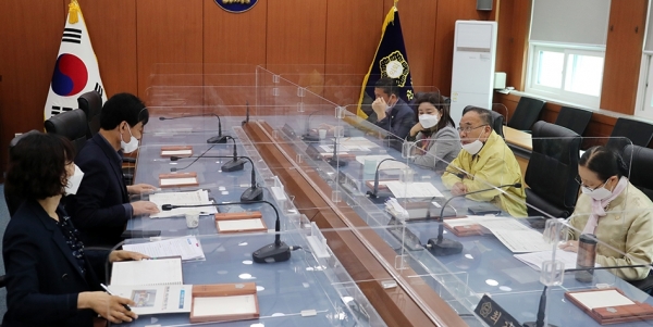 지난달 29일 서산시의회 총무위원회(위원장 조동식)는 자원봉사센터 사무실 이전 대상지를 방문해 적합성 여부와 입지 여건 등을 살폈다.