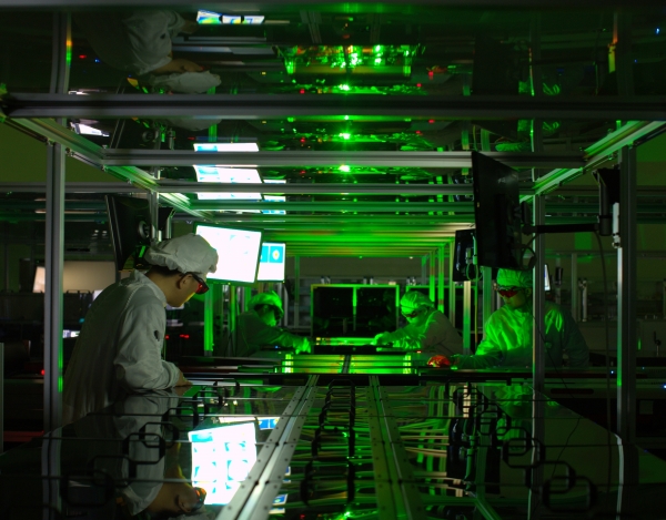 페타와트 레이저 실험 모습