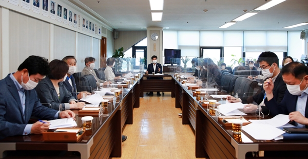 2021년 제4회 의원회의 사진