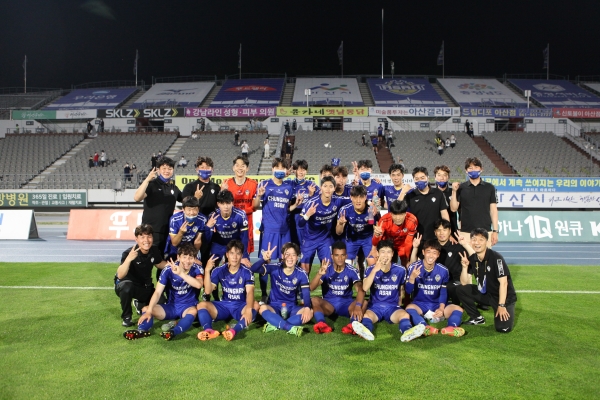 ‘분위기 반전 성공’ 충남아산FC 선수단