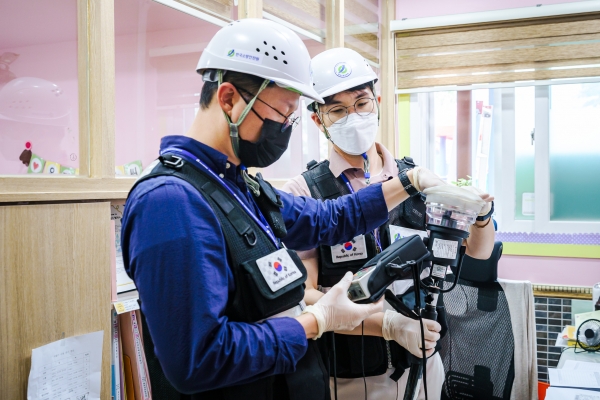 사회서비스기관 소방안전점검 지원 모습