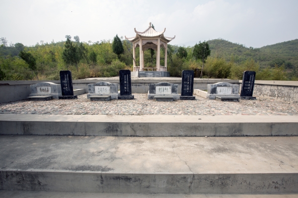 화북평 4열사묘역