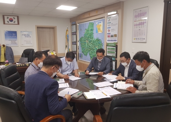 청양군 위탁시행사업에 대한 성과를 공유하고 협력방안 논의 모습