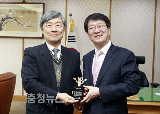 최재형 지방법원장 명예시민 선정