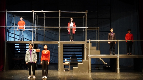 뮤지컬 ‘넥스트 투 노멀’(NEXT TO NORMAL) 공연 모습