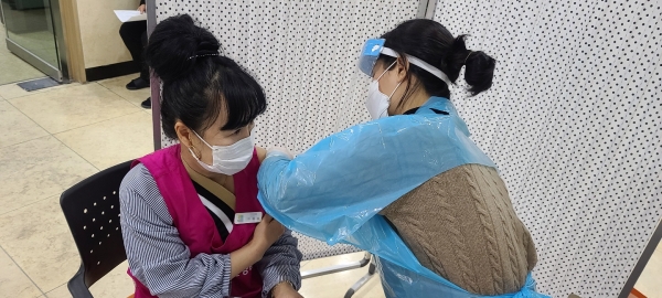 백신접종 현장 모습