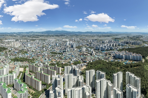 양우내안에 인근에서 바라본 서산시 전경