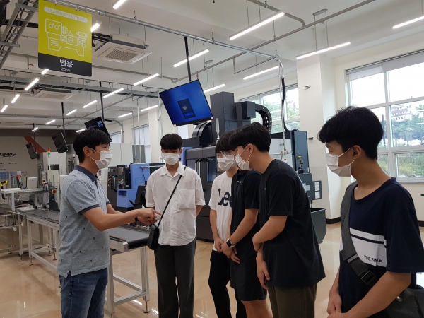 스마트소프트웨어과, 제5회 벤처창업아이템 경진대회 기술마스터 지도 모습