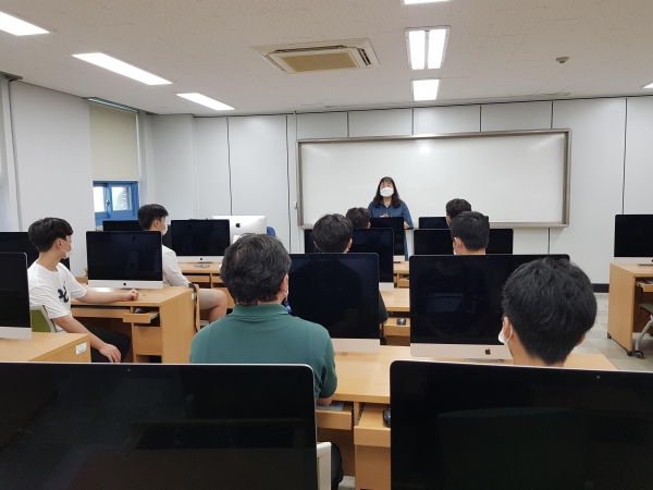 스마트소프트웨어과, 제5회 벤처창업아이템 경진대회 기술마스터 지도 모습