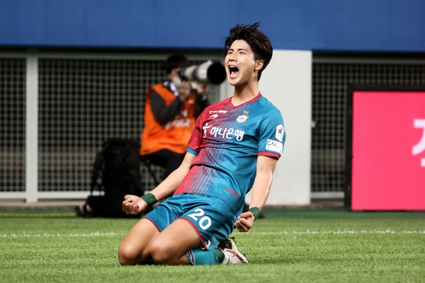 대전하나시티즌 박인혁 부천전 경기 모습