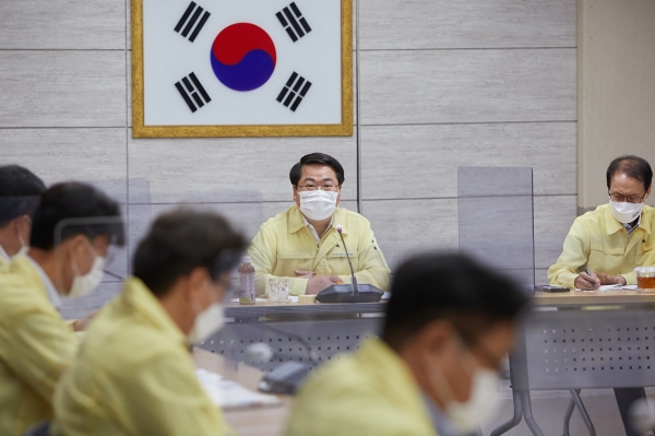 아산시 코로나19 대응 및 9월 확대간부회의 진행 사진