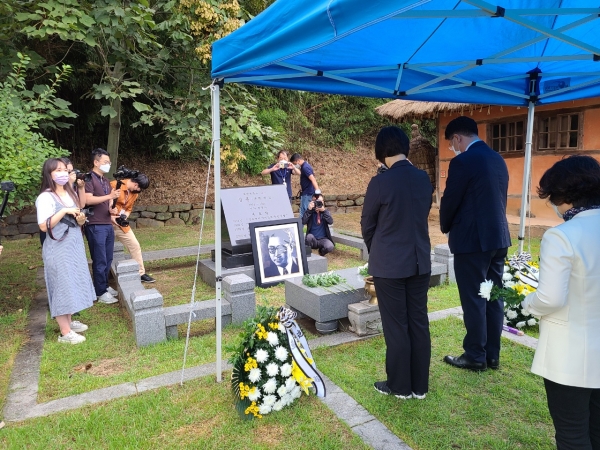 7일 필경사에서 심훈 선생 85주기 추모제 개최 모습