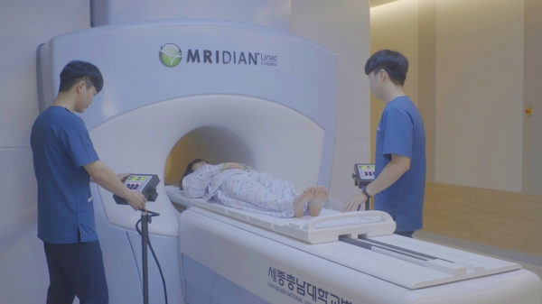 뷰레이 메르디안 치료 모습.