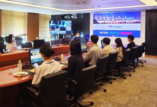 체험형 인턴을 대상으로 진행한 화상회의 방식 채용설명회