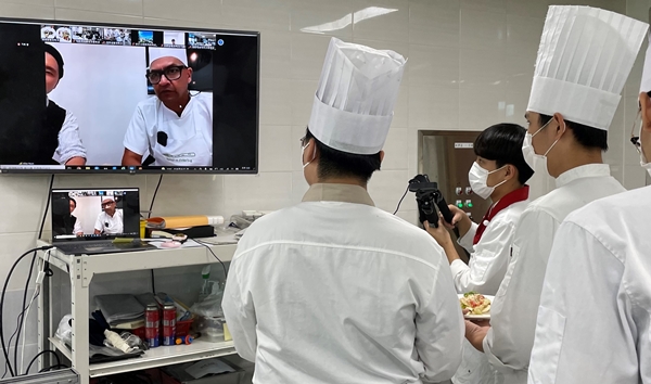 글로벌 현장학습 온라인 직무교육 모습