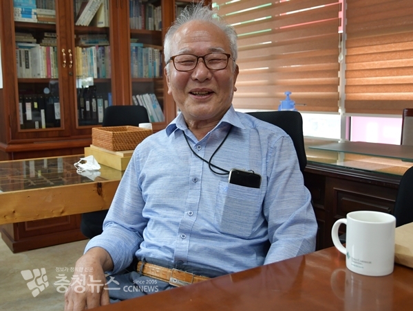 건물의 비상계단 대피구조에 대한 특허를 출원한 이복상 씨