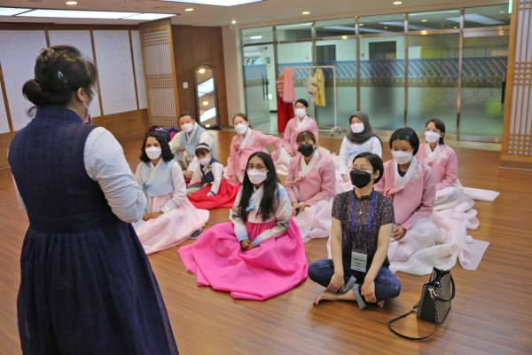 10월 효의 달 맞아 풍성한 행사 모습