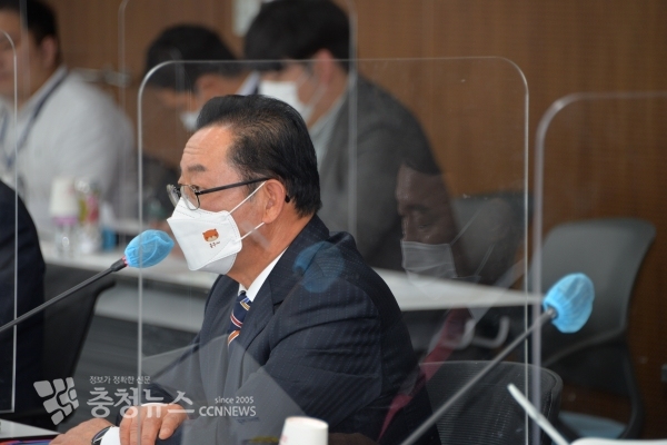 이종배 예결 위원장