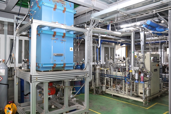 이산화탄소 활용 건식개질 Pilot 장비.