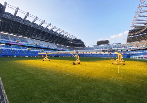 인공채광기 도입