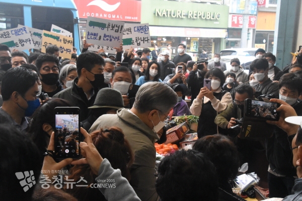 이재명 후보 논산 방문 모습