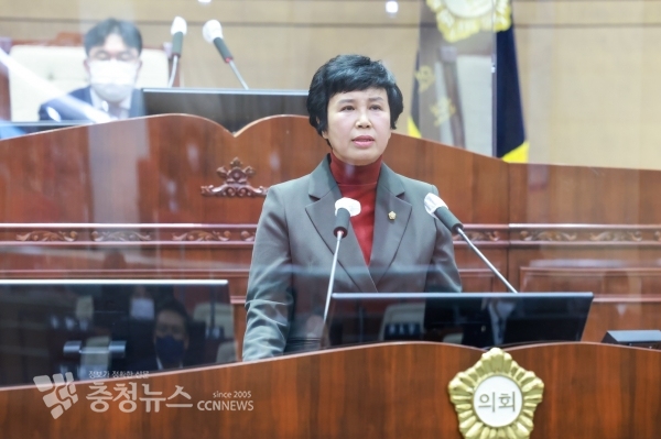 5분 발언하는 유영진 천안시의회 의원