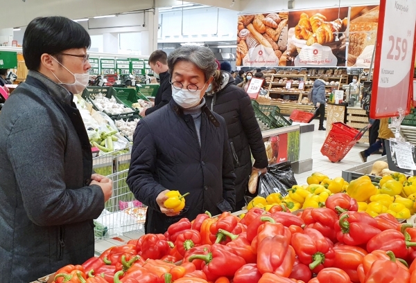 러시아 아샨(Auchan) 유통매장 파프리카 현장점검