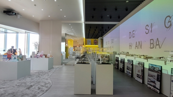 산업디자인학과&시각디자인학과 학생들의 ‘디자인 한밭(Design Hanbat)’ 졸업 작품 전시 모습