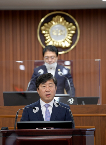 황명선 논산시장 시정연설 모습