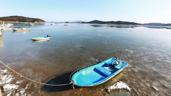 가로림만 결빙 모습