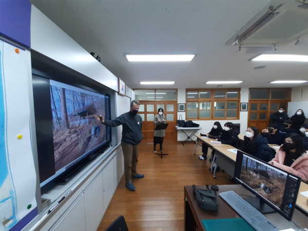 도담중, 로저 셰퍼드 초청 평화통일 교육 모습