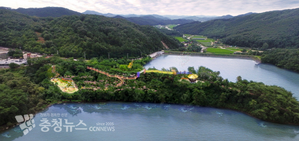 청양군 천장호 모습